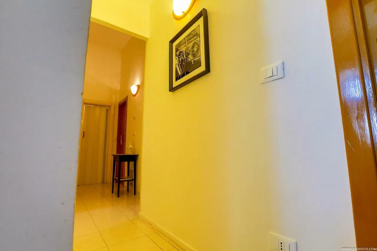 Gordon'S Apartment Roma Italia